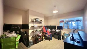 Photo 6- click for photo gallery